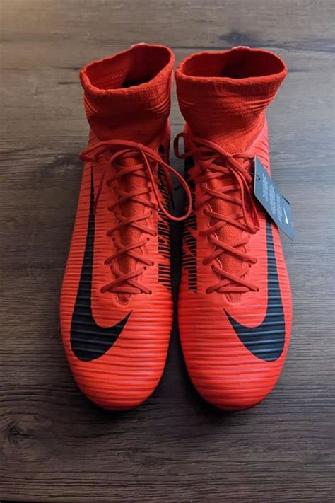 Fußballschuhe: Nike Mercurial GR 44 